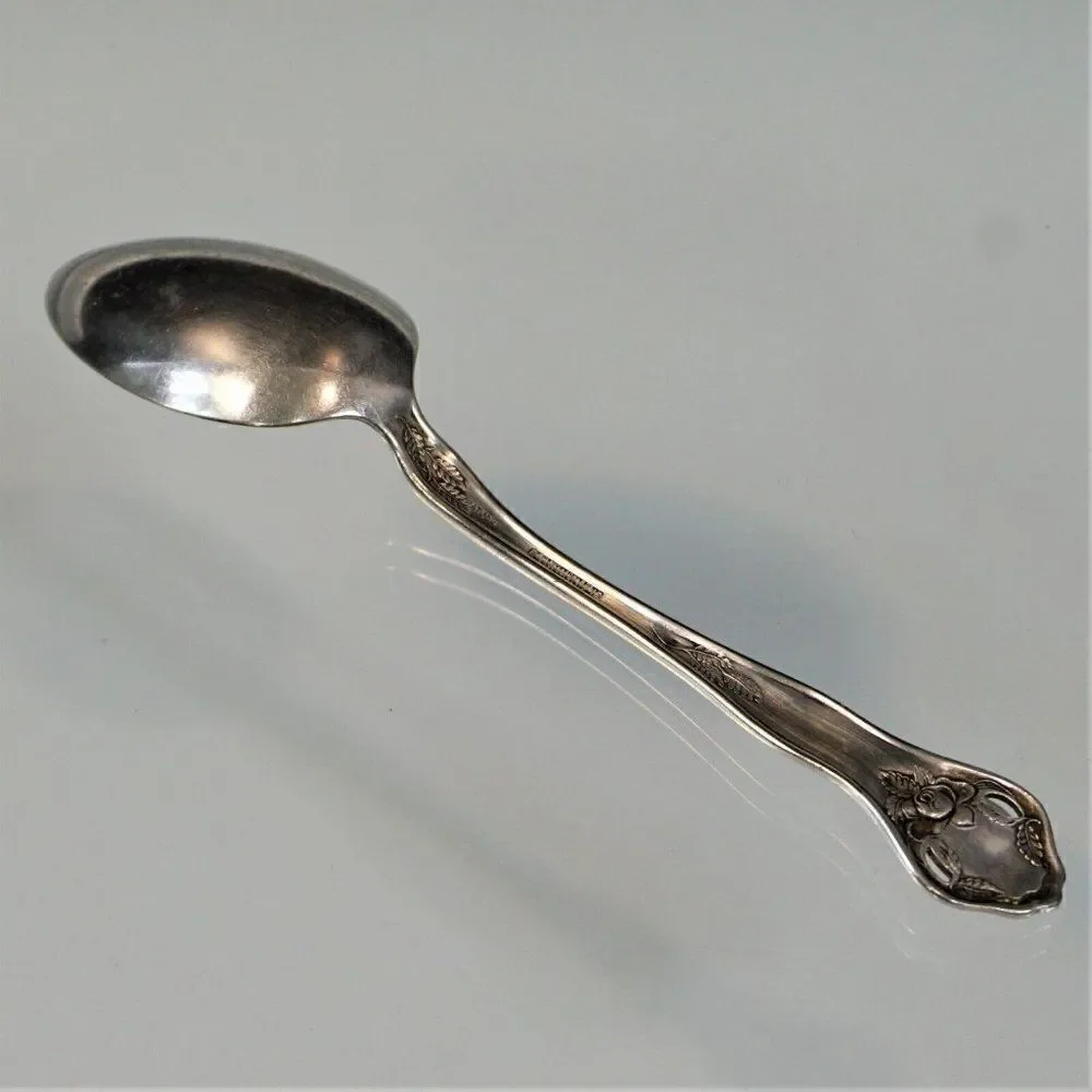 Dolly Madison 1911 Pattern Serving Spoon Silver Inlaid by Holmes & Edwards